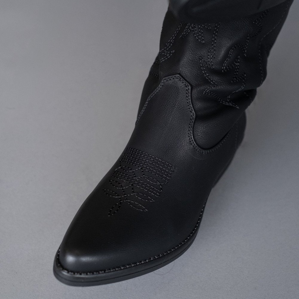 Fema Black