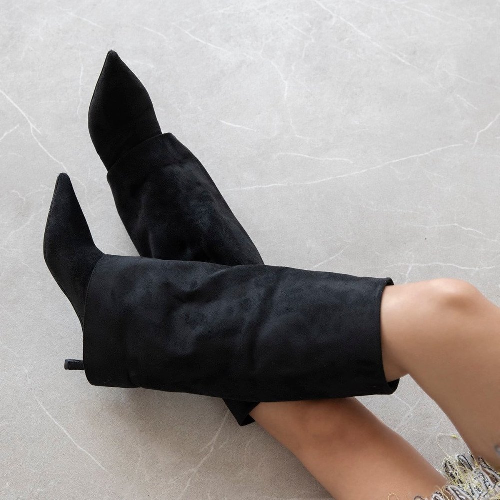 Mizu Black Suede