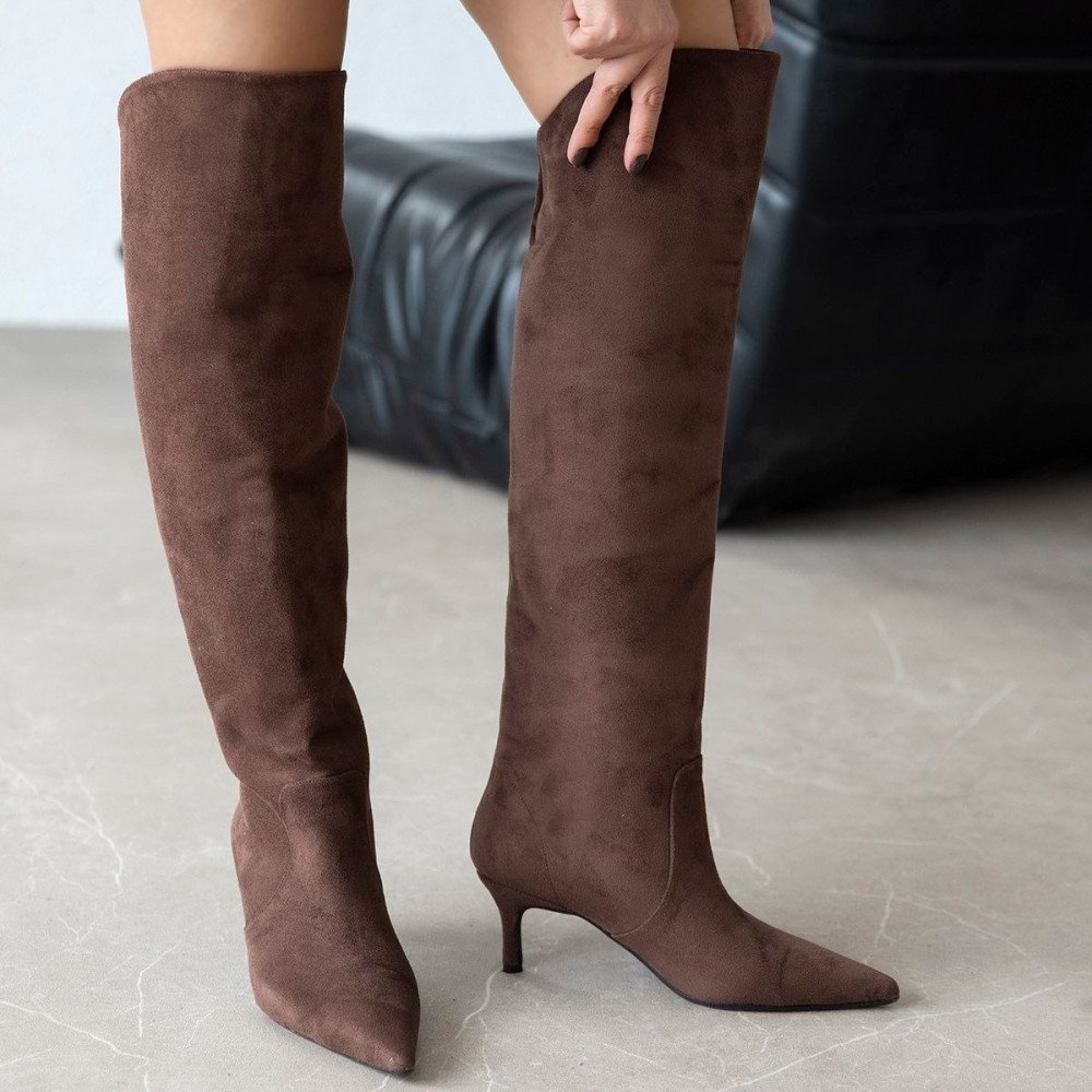 Velin Brown