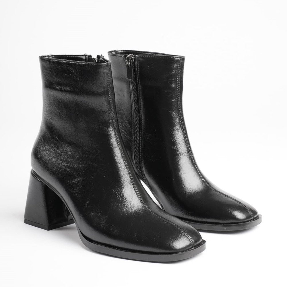 Lorea Black Lorea Black