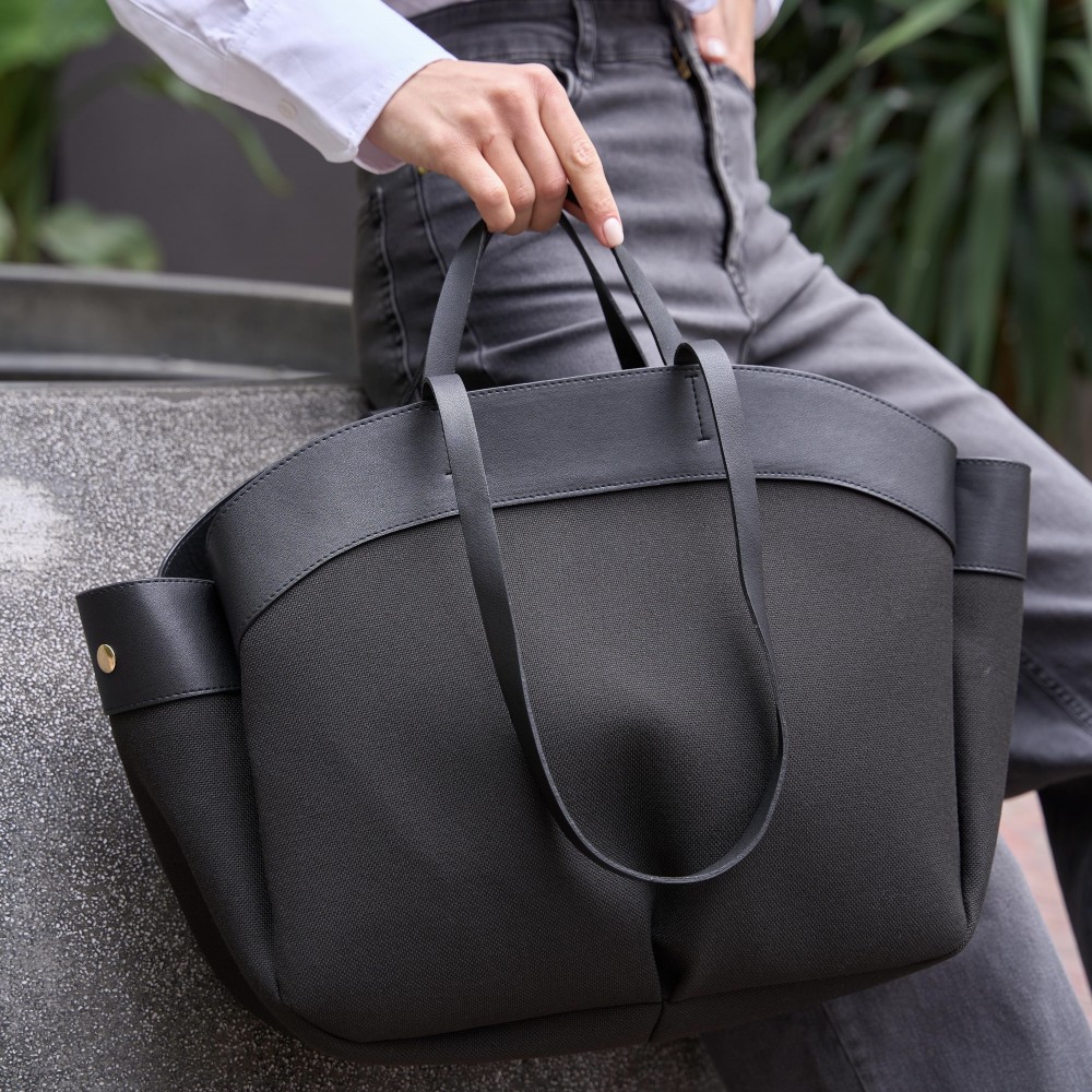 MK03 Black