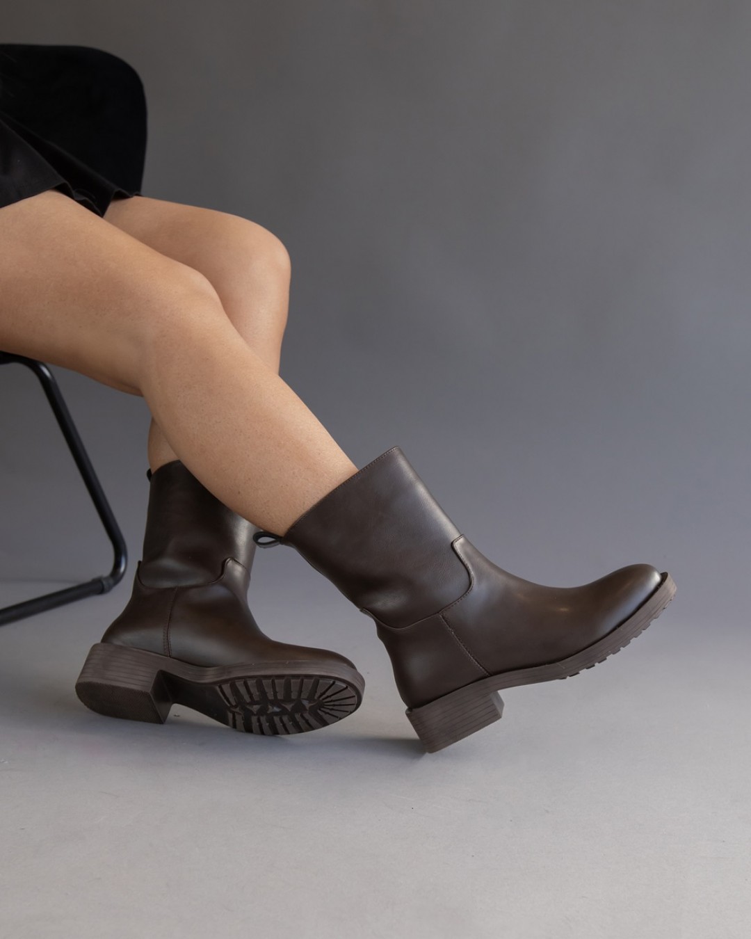 Mono Brown Mono Brown