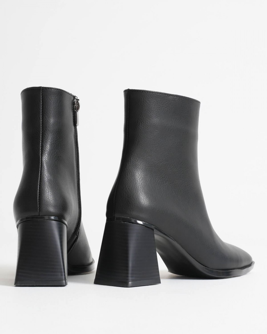 Lorea Black Lorea Black