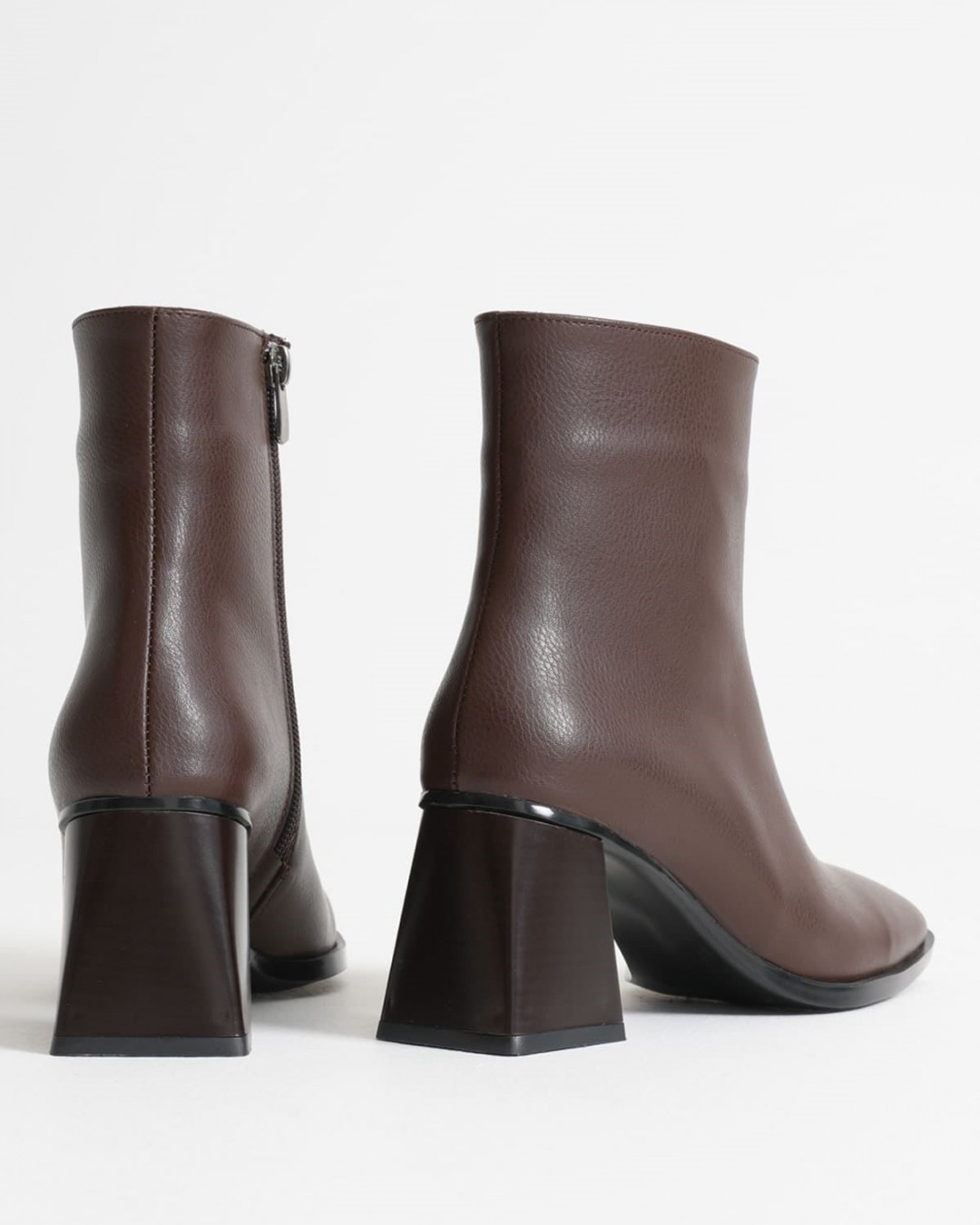 Lorea Brown Lorea Brown