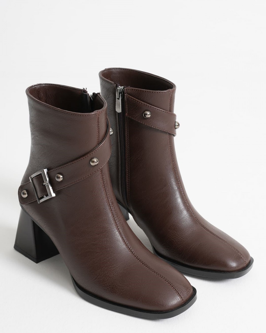 Mera Brown Mera Brown