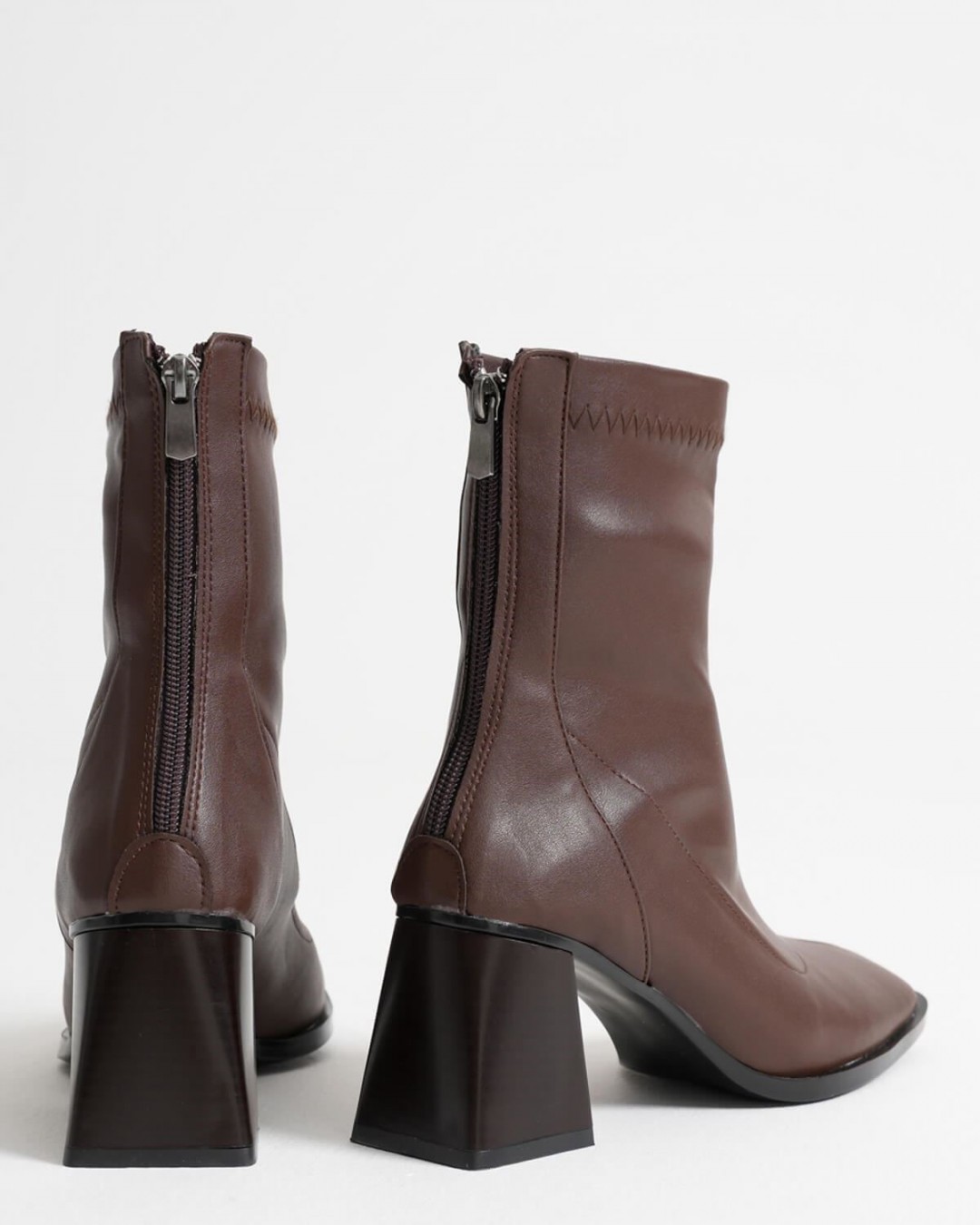 Charm Brown Charm Brown