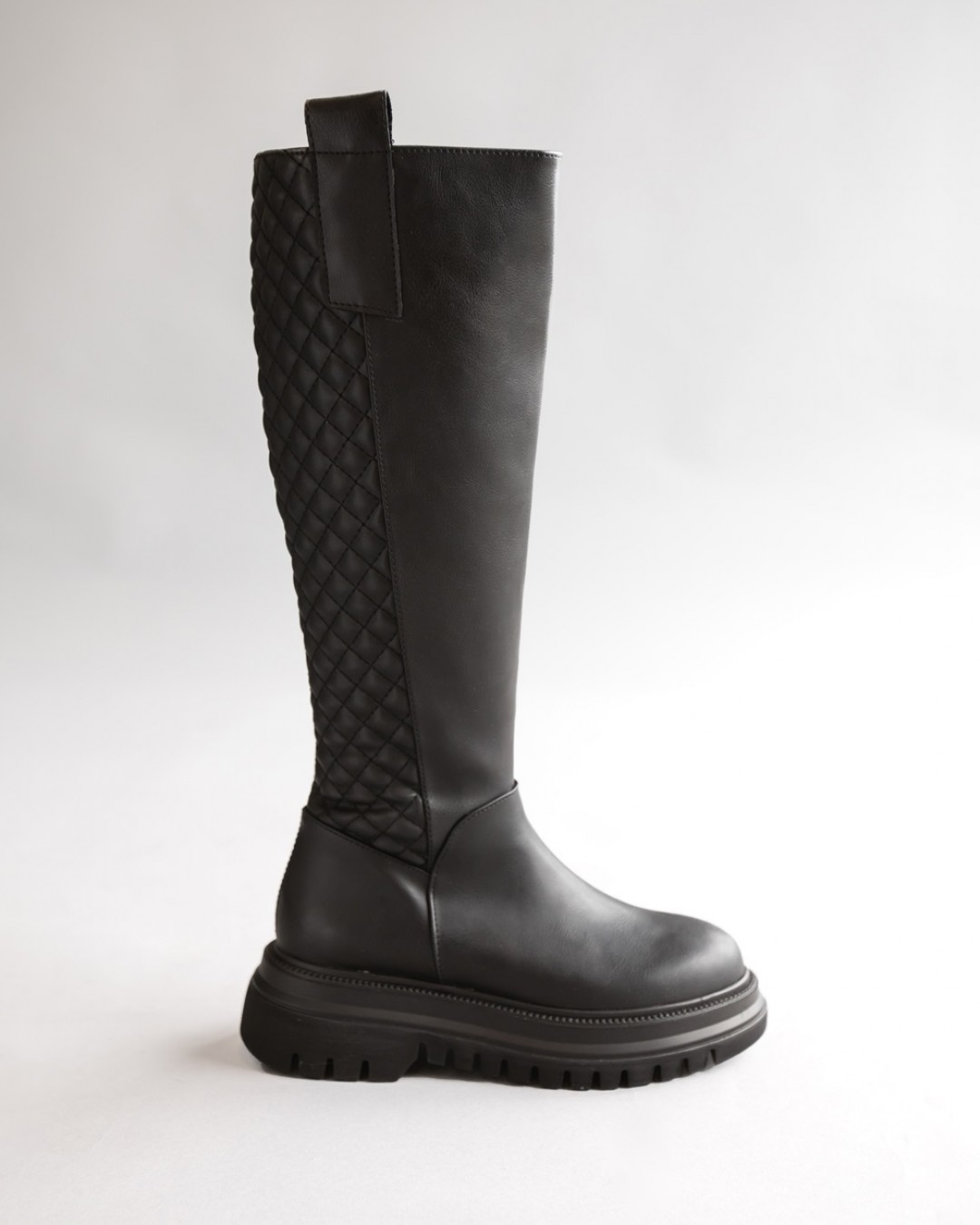 Auris Black Auris Black