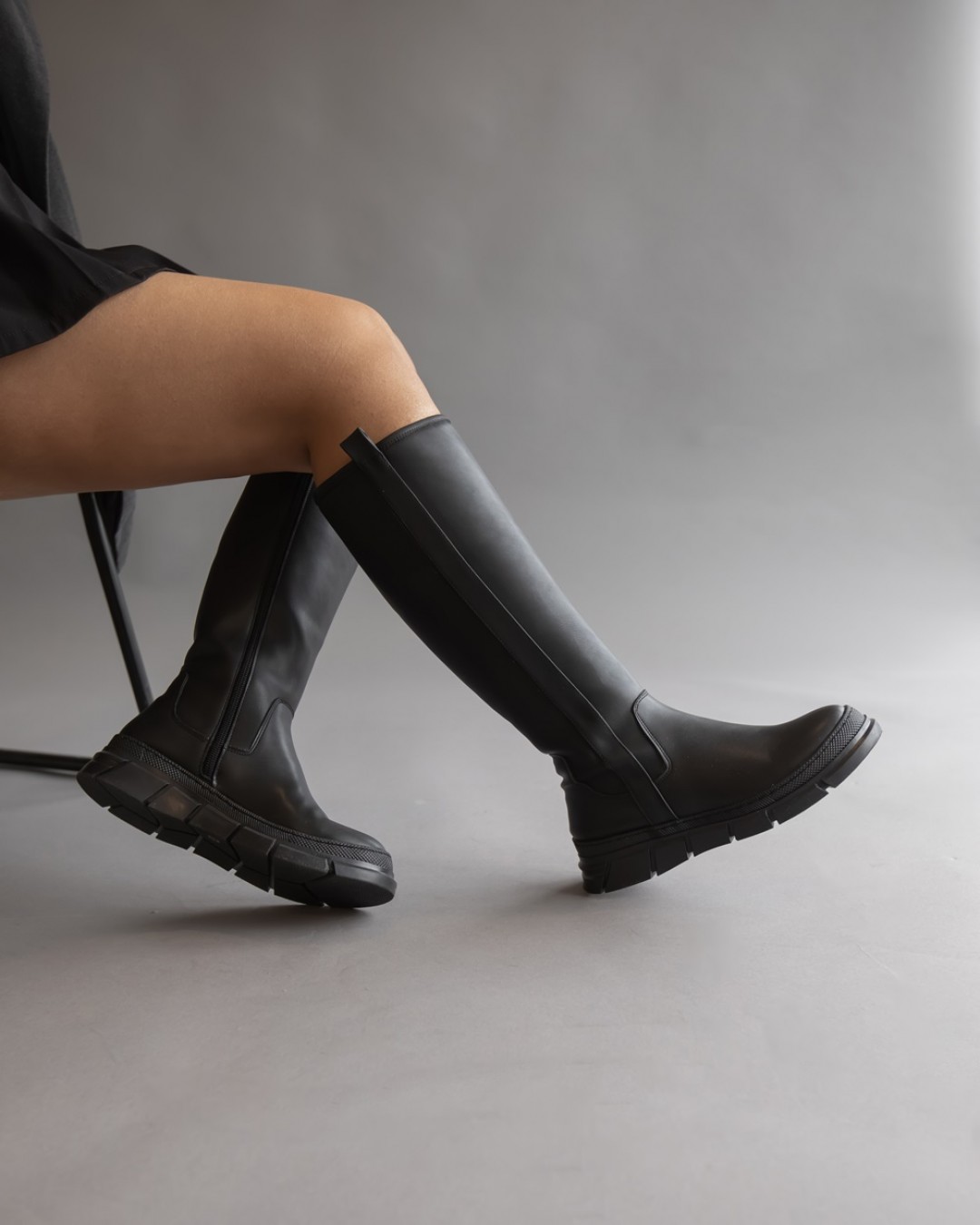 Flores Black Flores Black