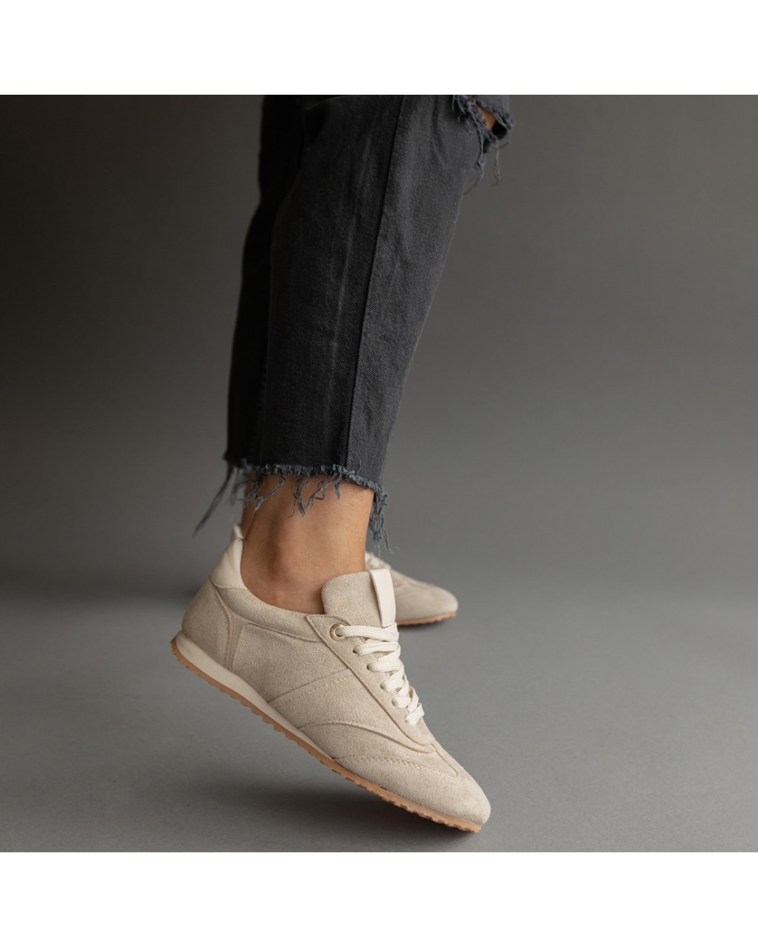 Helen Beige Helen Beige