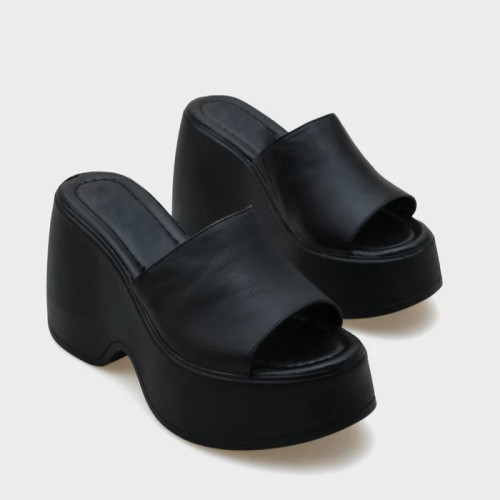 Lena Black (100% LEKURE)