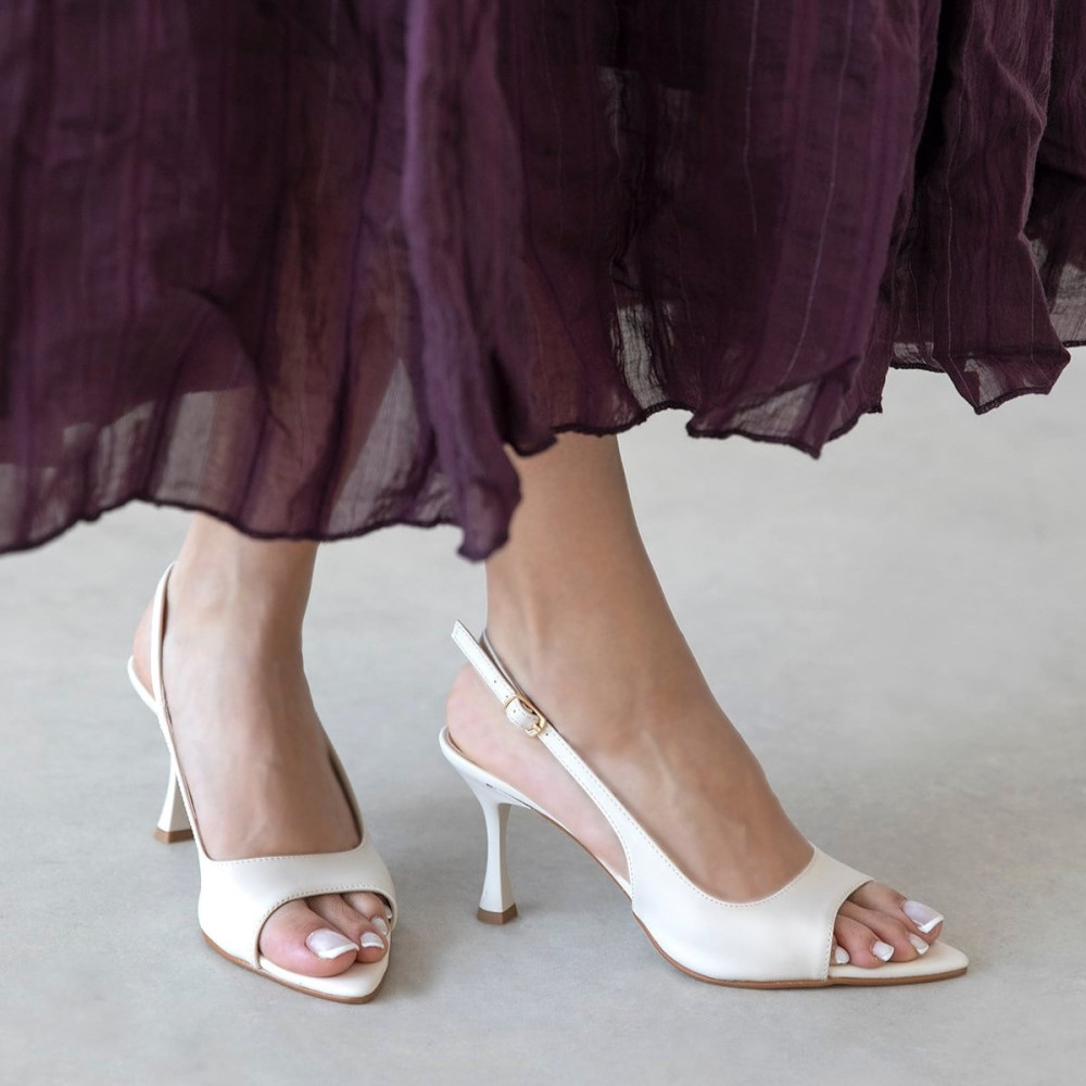 Diana Beige