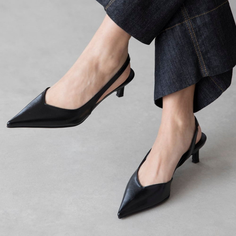 Levina Black