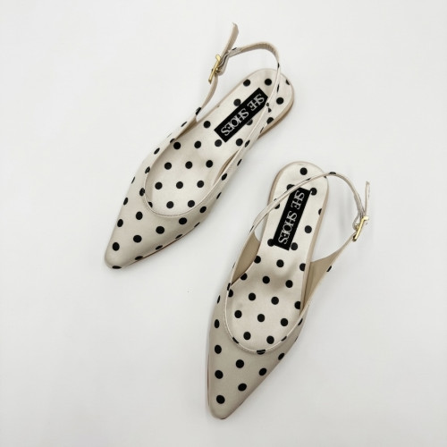 Lily Beige