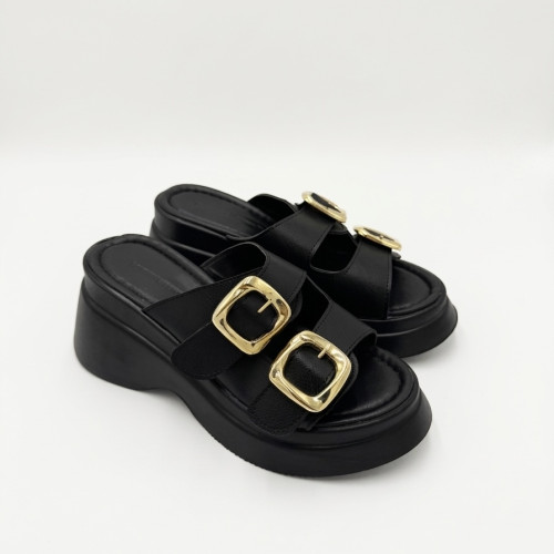 Ola Black