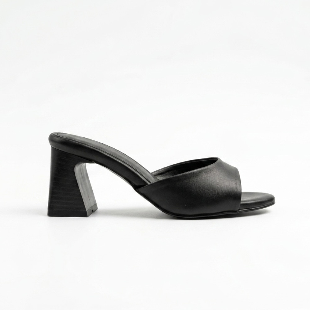 Morgana Black Leather