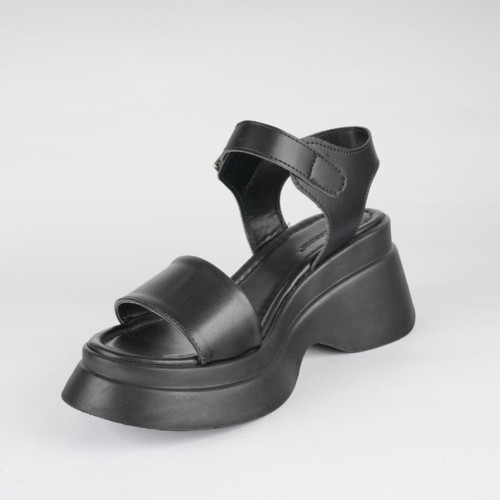 Dump Black