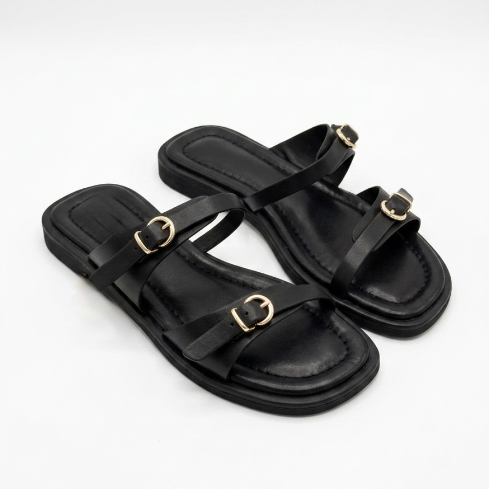 Liora Black