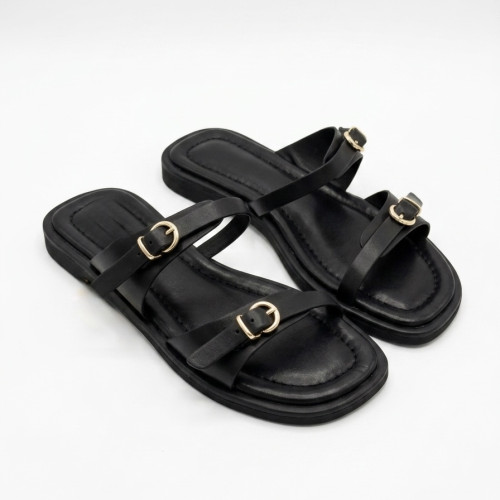 Liora Black