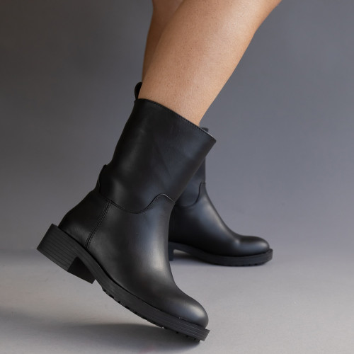 Mono Black