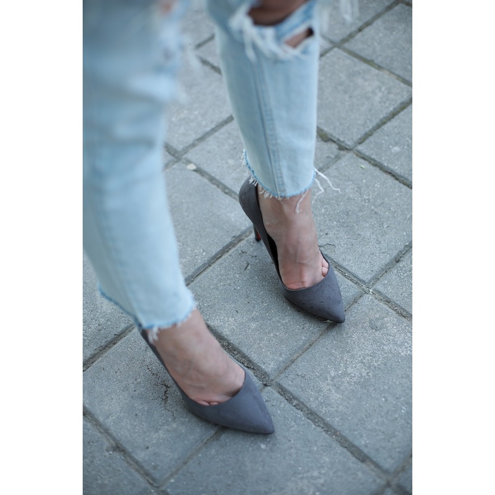 Stiletto Grey